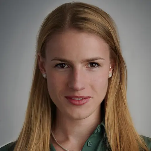 Agnes Schönefeld, Social-Media-Managerin