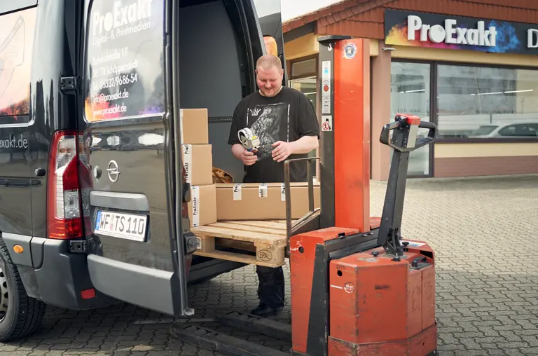 Fuhrparkchef und Abteilungsleiter Druckerei Marcel Hüther
