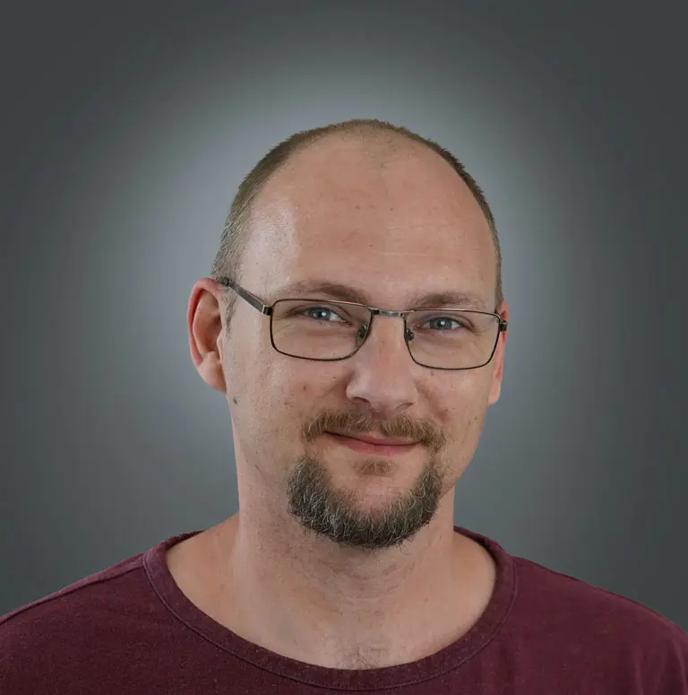Porträtfoto von Marcel Wienholz