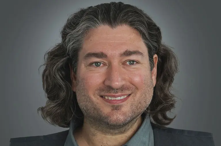 Porträtfoto von Marcel Kluge