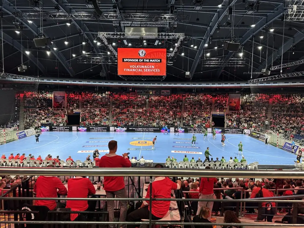Handball-Derby zwischen MTV Braunschweig und Eintracht Hildesheim am 27. März in der Volkswagenhalle